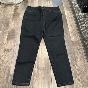Democracy Dark Wash skinny jeans with “AB” technology size 16